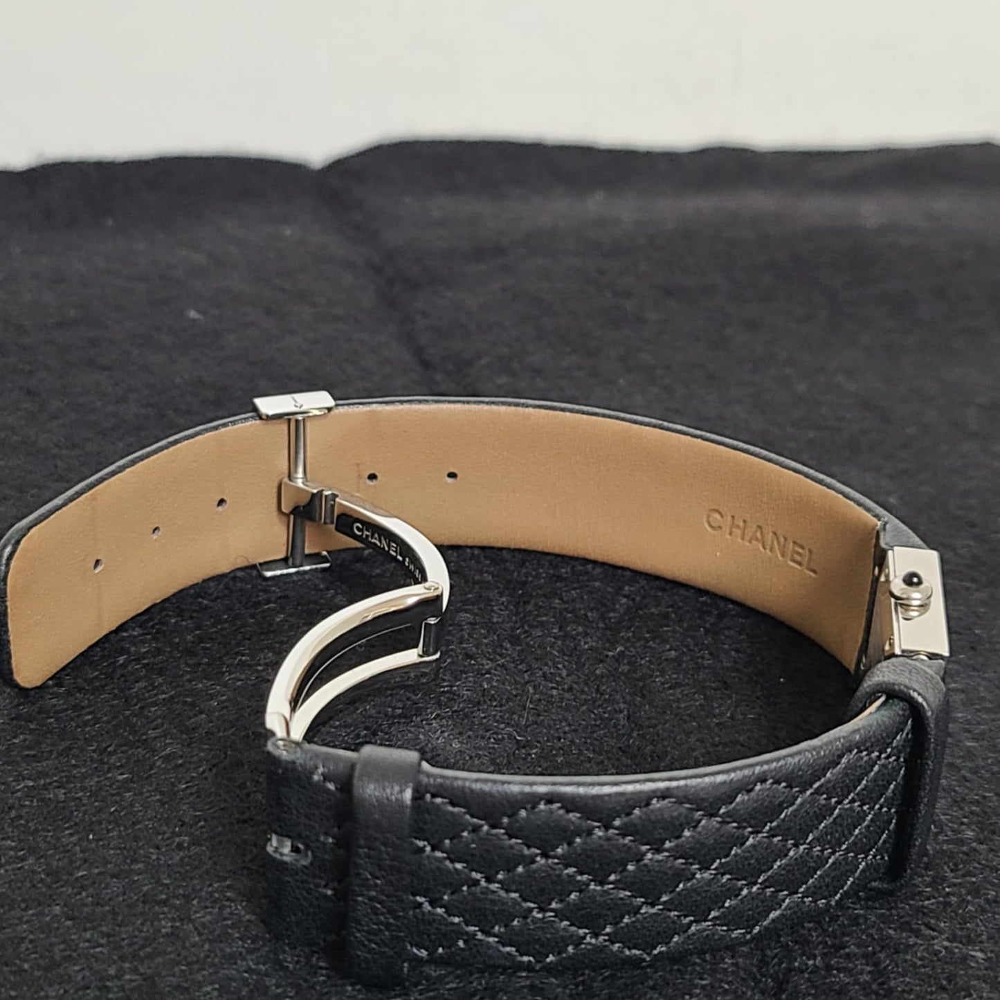 Chanel  Matelasse SS Patent Leather Strap Black Dial Women's Quartz
